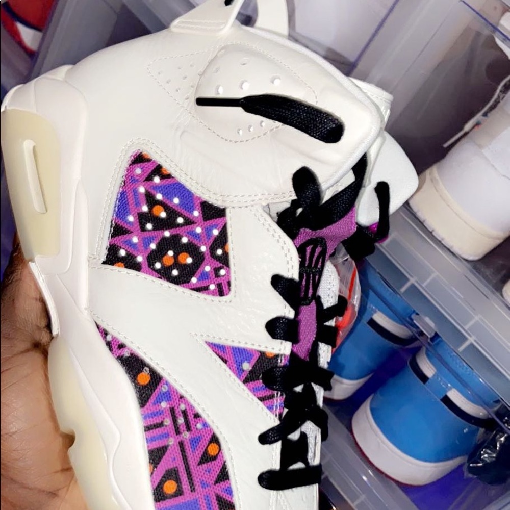 Jordan 6s - Picture 2 of 4